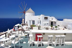 Windmühle & Cafes in Oia